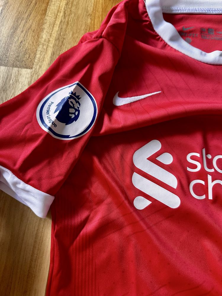 Komplet piłkarski koszulka i spodrnki Nike - nowy