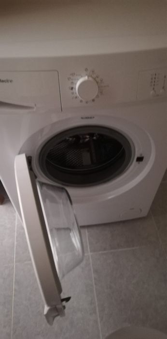 Maquina de lavar roupa