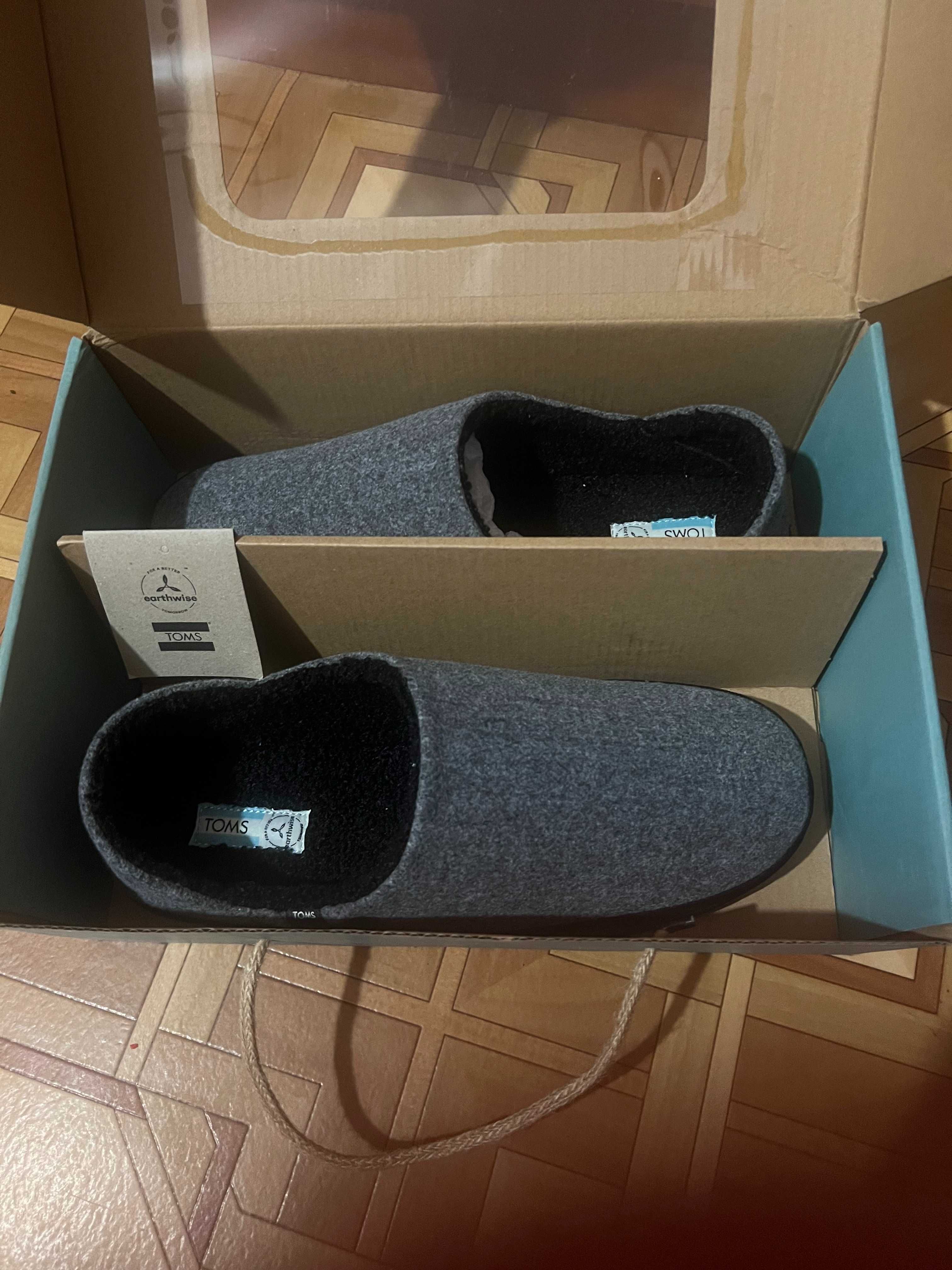 Тапочки - сліпони Toms 42.5 розмір Унісекс