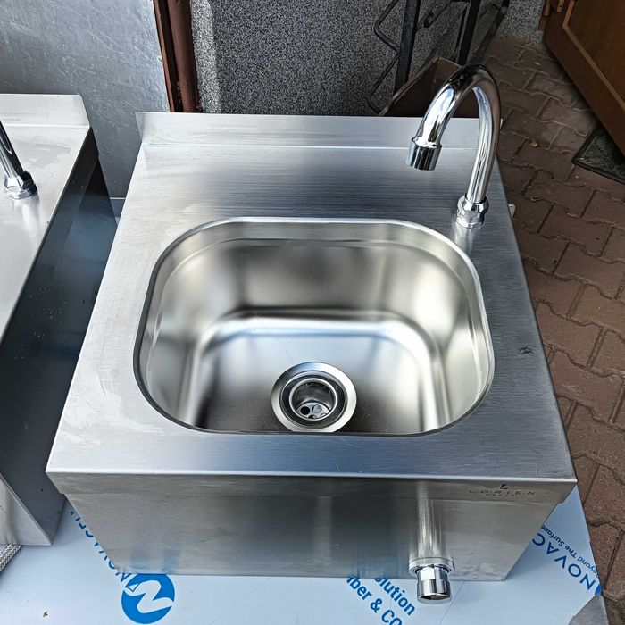 Umywalka wisząca bezdotykowa Kolanowa do rąk 40x40