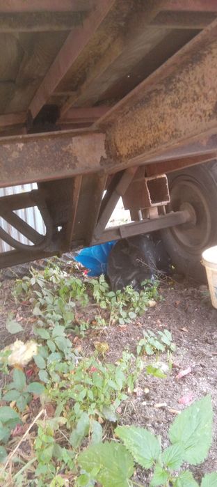 Прицеп тракторний