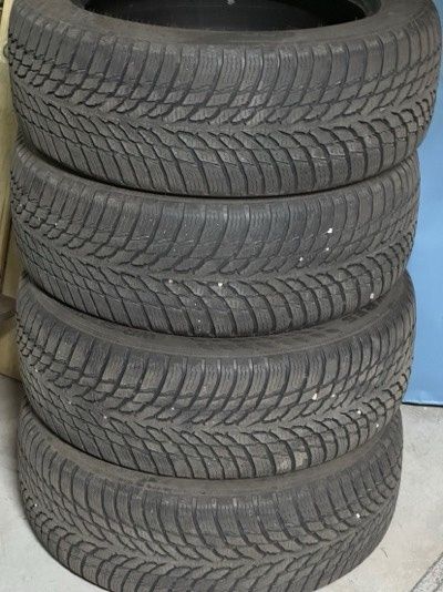 Резина зимова ..