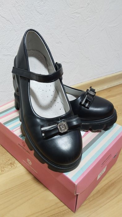 Туфли на девочку, 33 размер