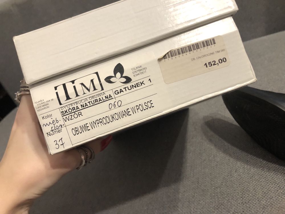 Buty garniturowe 37 Komunia slub chrzciny impreza bal ósmoklasisty