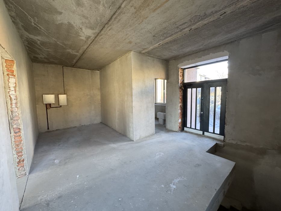 Продаж Комерційного Приміщення пл. 220м2 з можливістю розтермінуваня