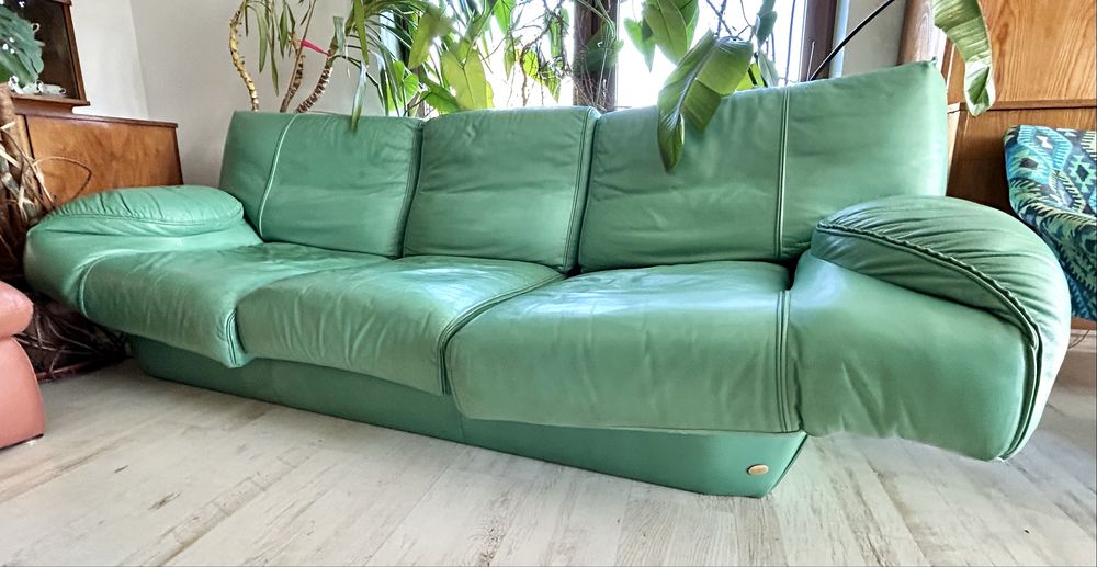 Zielona kanapa sofa design skóra