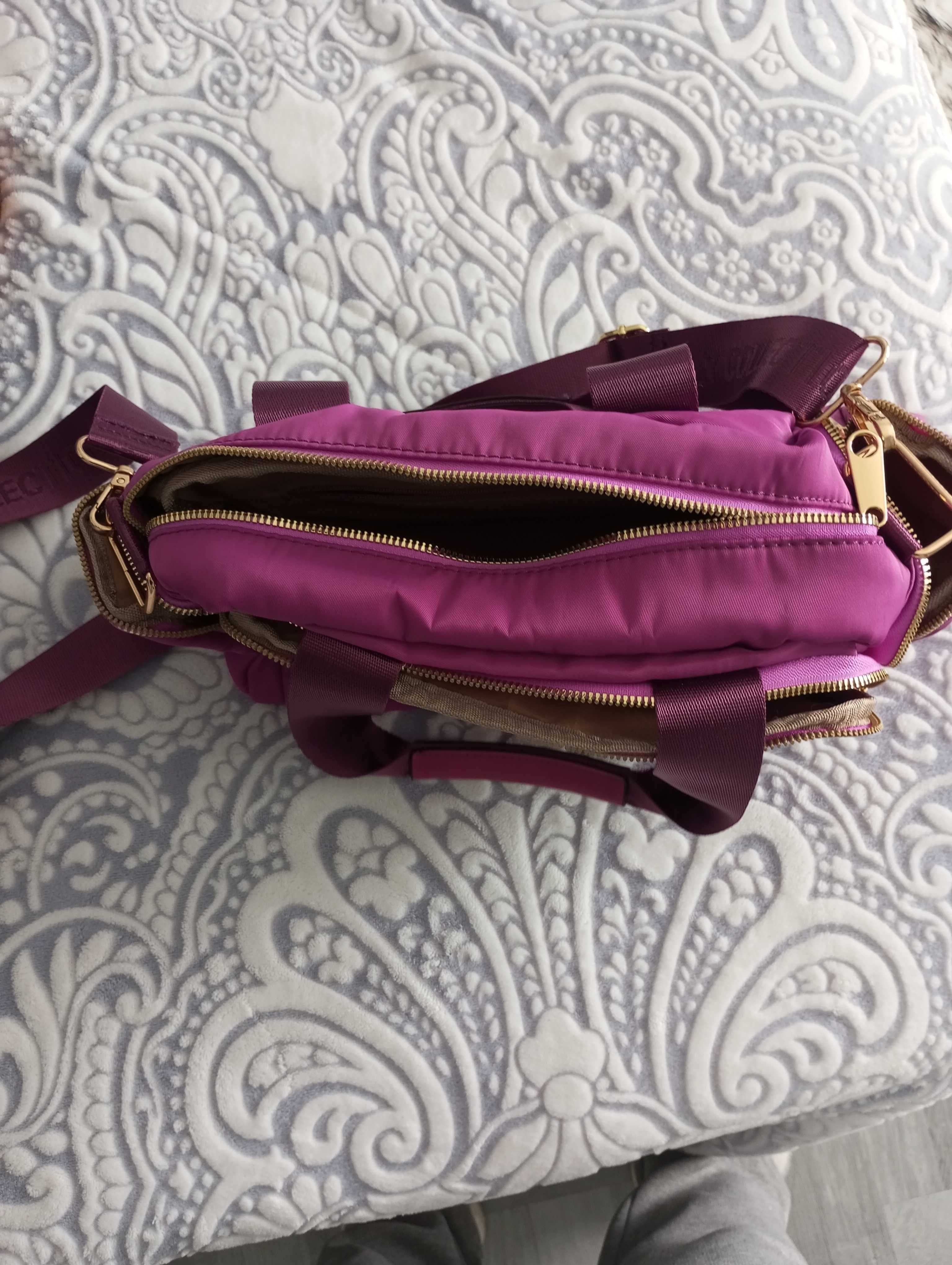Carteiras,  mochilas...