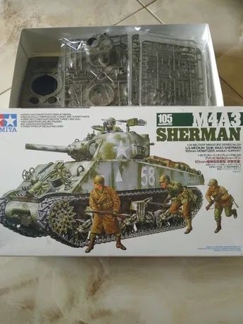 Tamiya 35251 1/35 M4A3 Sherman 105mm
