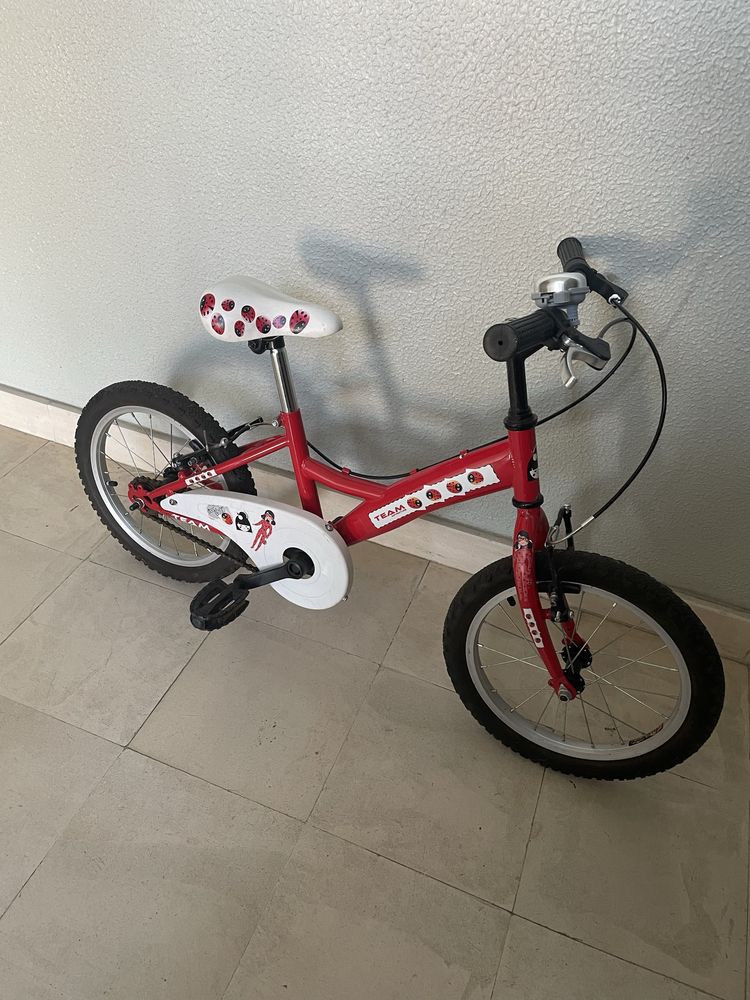 Bicicleta em estado novo