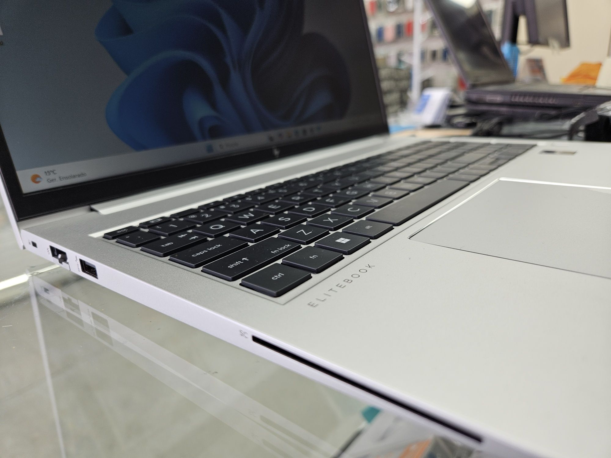 HP EliteBook 650 G9 Intel Core i5-1245U/16GB/1TB SSD/15.6"