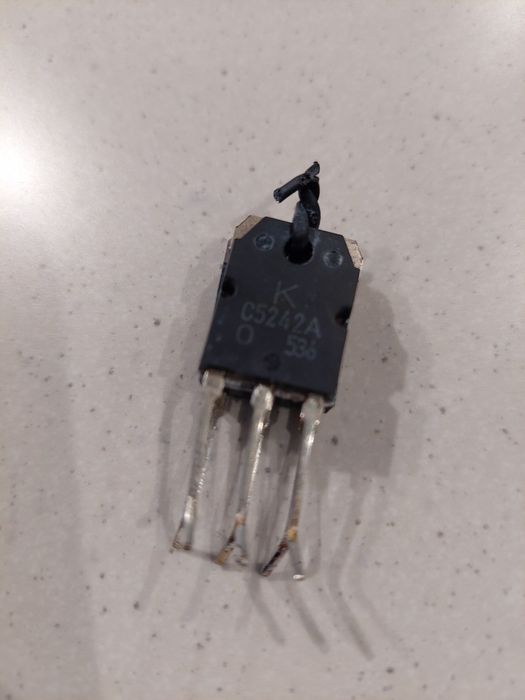 Tranzystory mocy a1962 i c5242 toshiba wylut