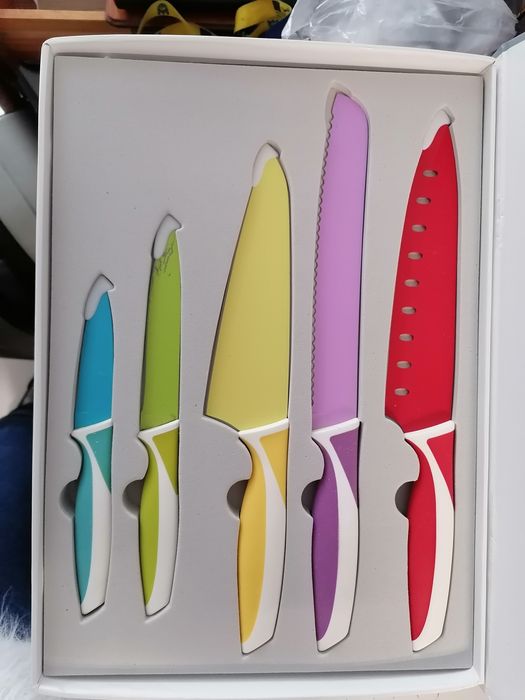 Продам набір ножів від sBs