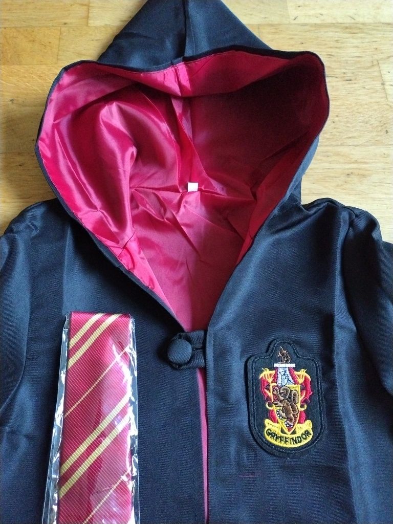 Nowy strój kostium przebranie Harry Potter Gryffindor 5  6  lat 115 c