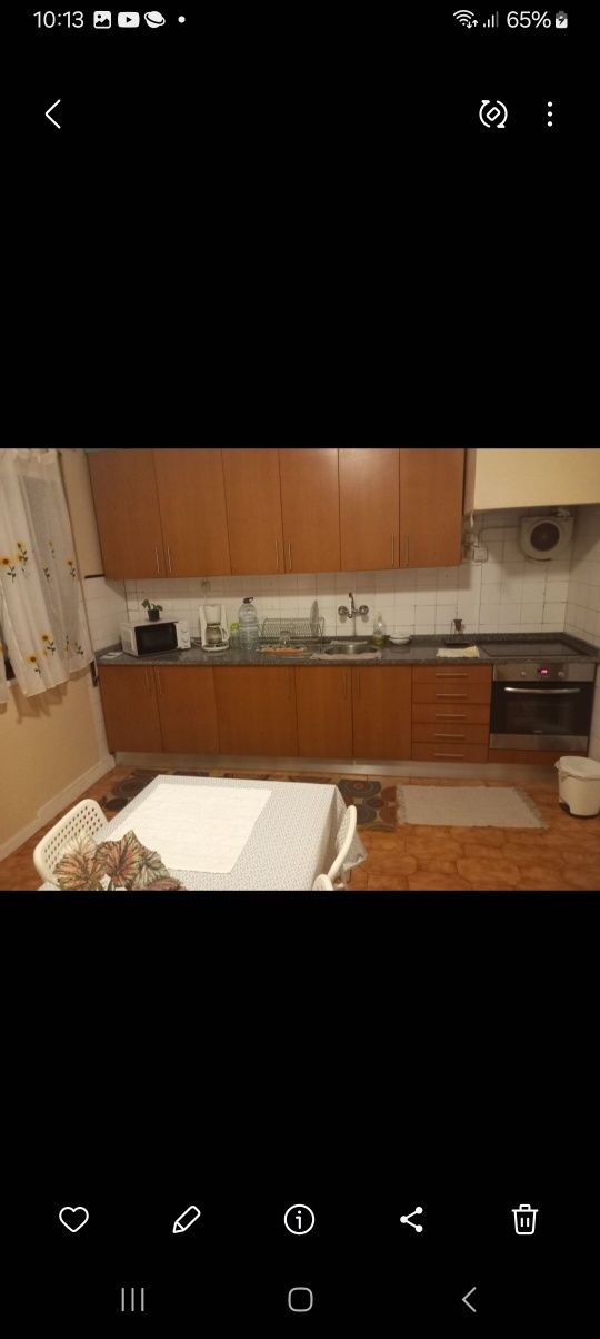 Quarto compartilhado SOMENTE Feminino