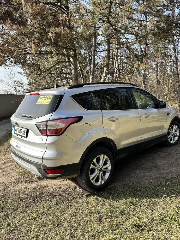 Продам Ford Escape 2018г.в. 1.5 AWD