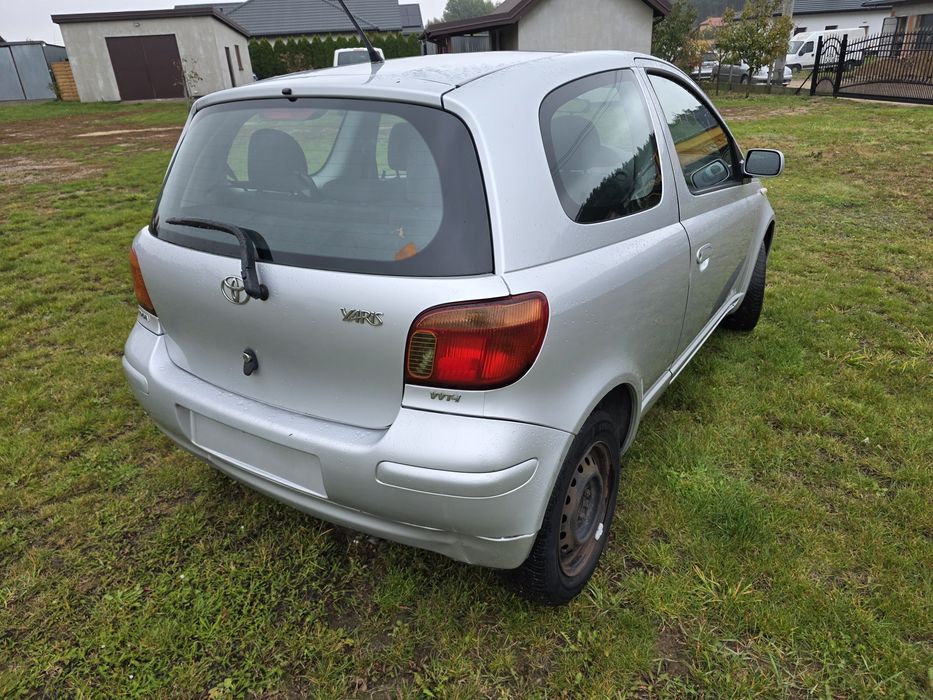 Toyota Yaris 05 r 1.0 klimą w oryginale