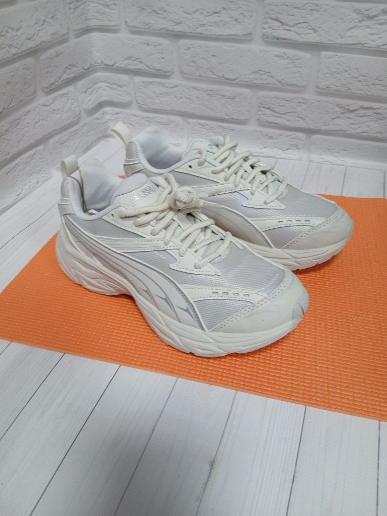 Жіночі Снікерcи Puma Morphic 397768 02 оригінал