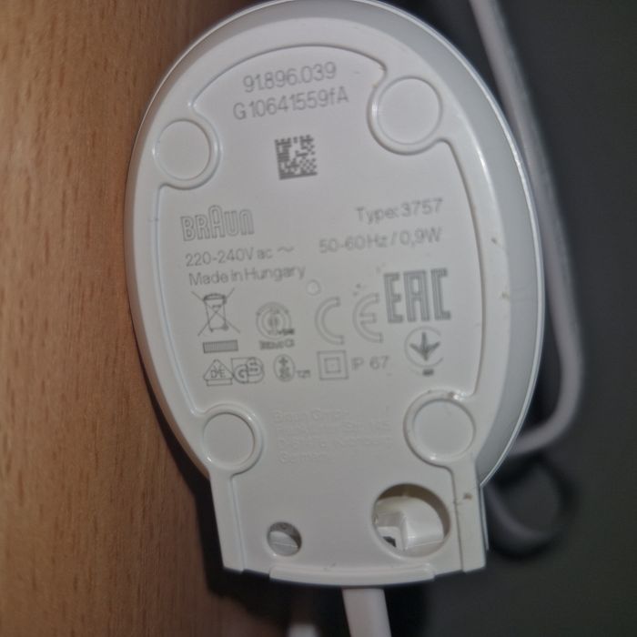 Зарядка для електричної зубної щітки Oral b Braun універсальна 220В