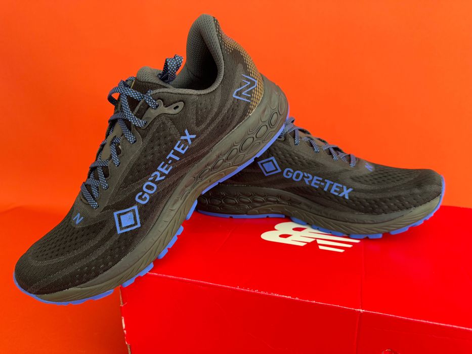 New Balance Fresh Foam 880 Gore-Tex чоловічі непромокаючі кросівки 44