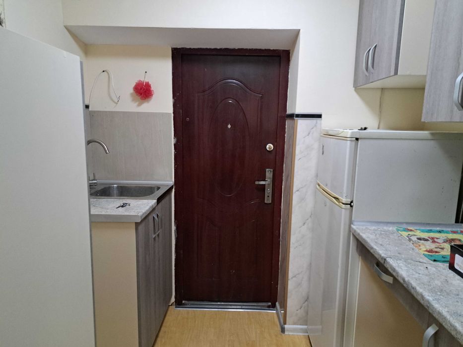 Продам гостинку на Одесской со своим с/у. (403888)