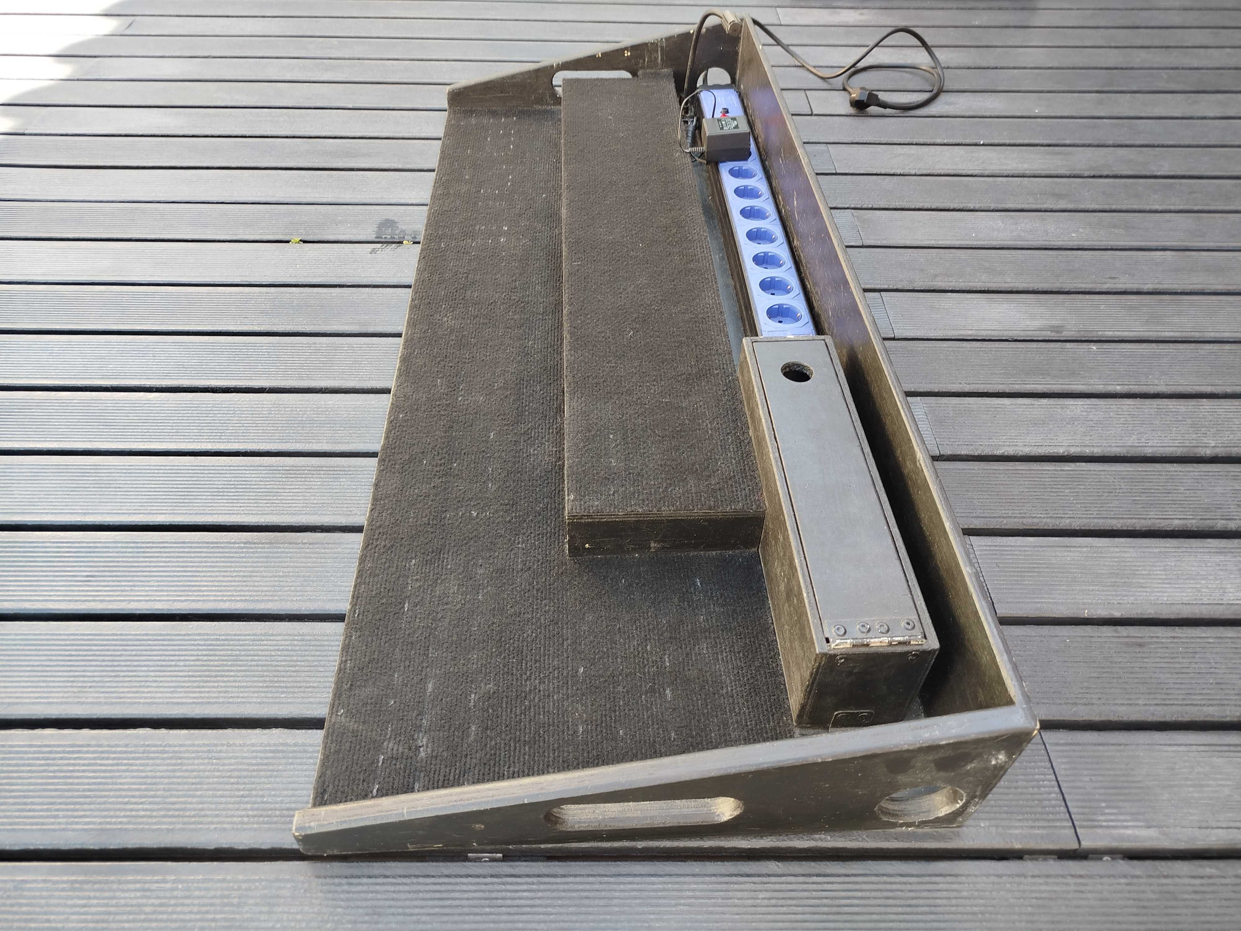Pedaleira XXL com flightcase e saco