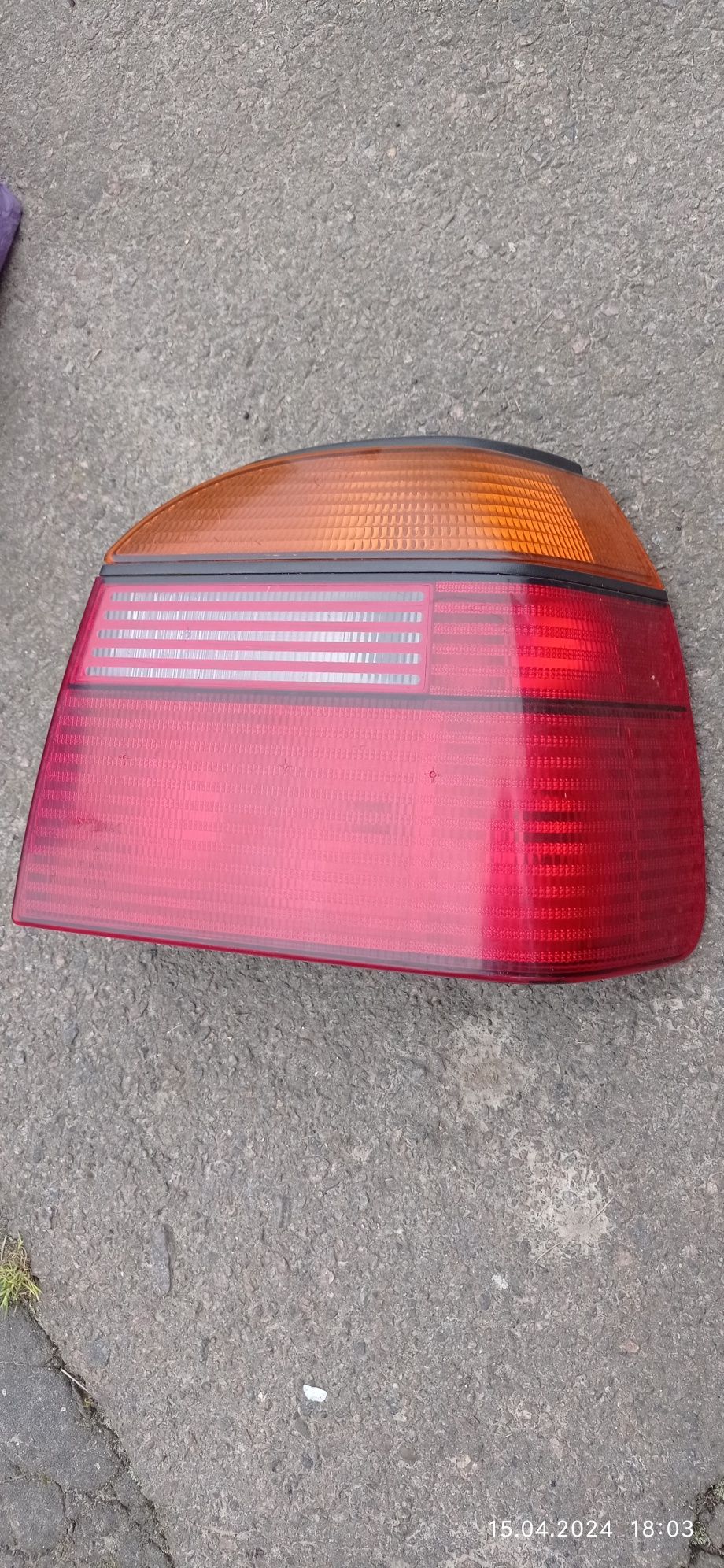 Задній ліхтар Volkswagen Golf 3