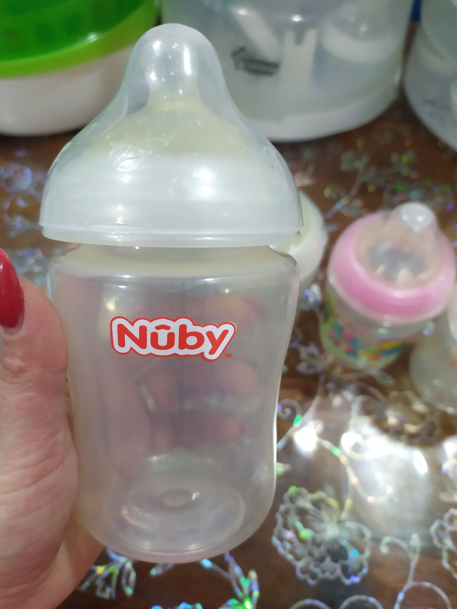 Бутылочки Nuby для кормления 240-260мл.