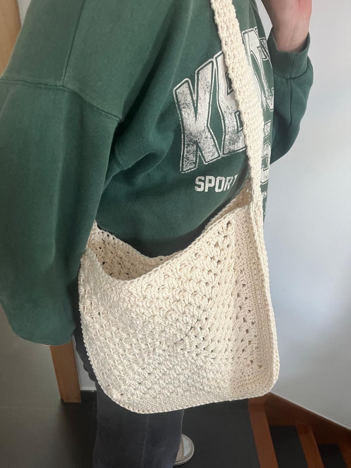 Bolsa Crochet feita a mão