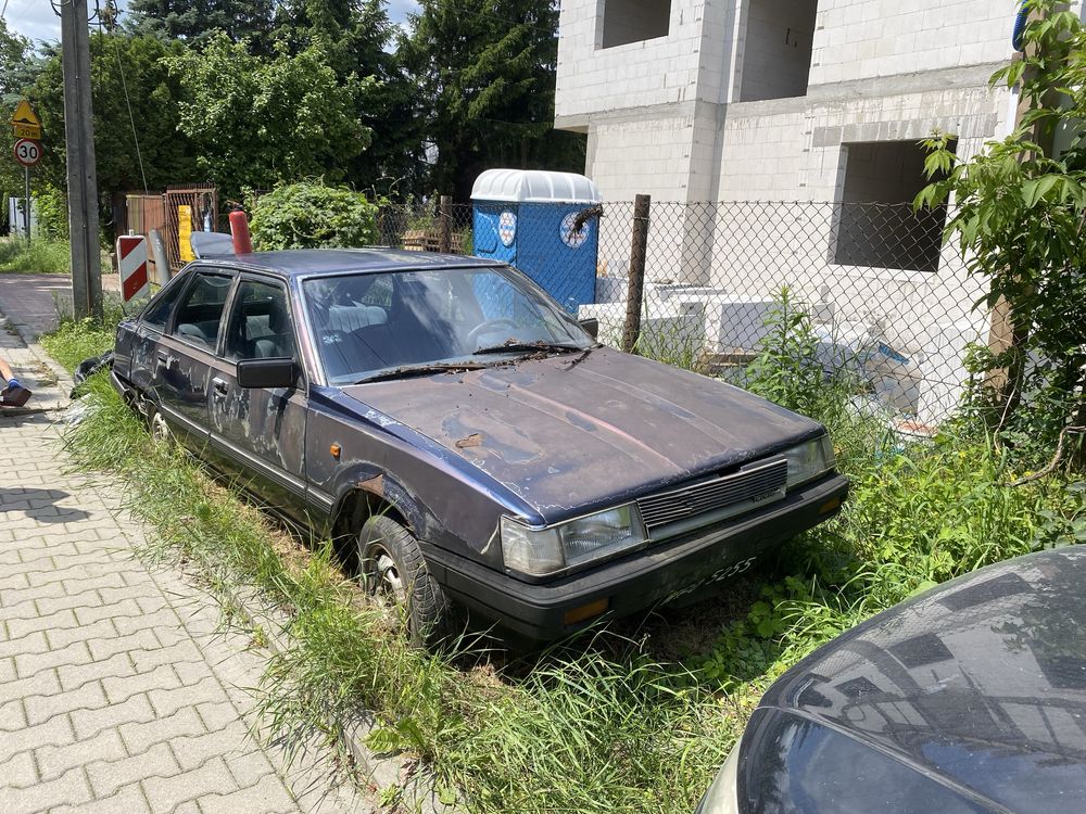 Toyota camry 1983 na części