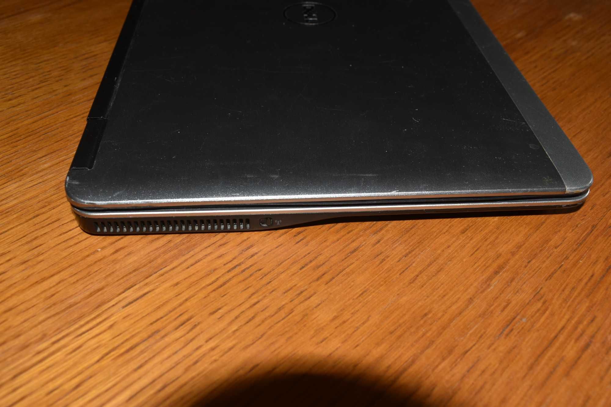 Laptop Dell Latitude E7240 i5-4300U SSD W10 Pro + stacja dokująca UK