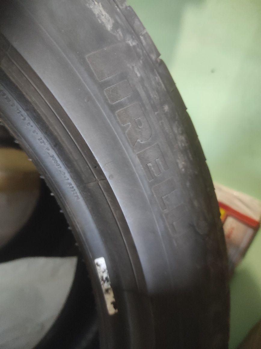 Продам літні шини Pirelli 285/40 R21 109 Y 2019року