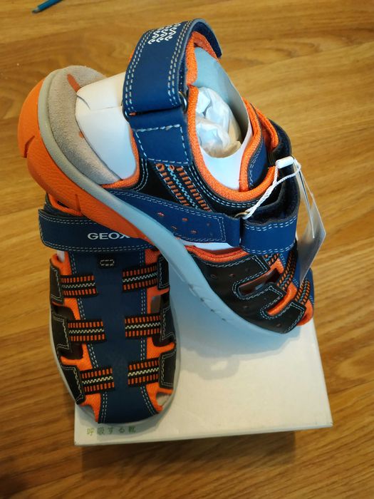 Босоножки,сандалии на мальчика Geox 33-34 р.