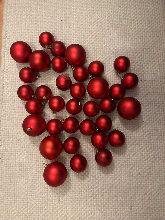 Conjunto de bolas de Natal Encarnadas