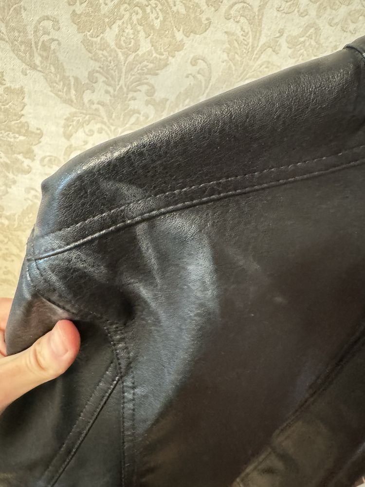 Кожанка Benetton Size M