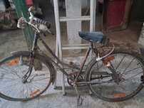 Vende-se bicicleta pasteleira