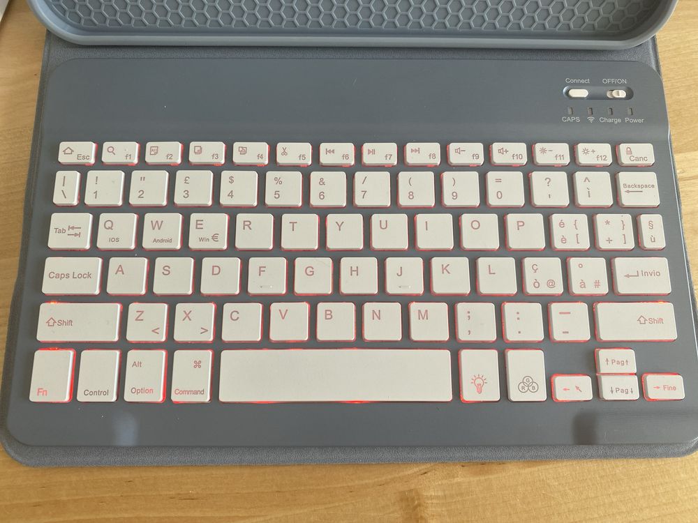 Capa ipad 10 geração com teclado bluetooth wireless