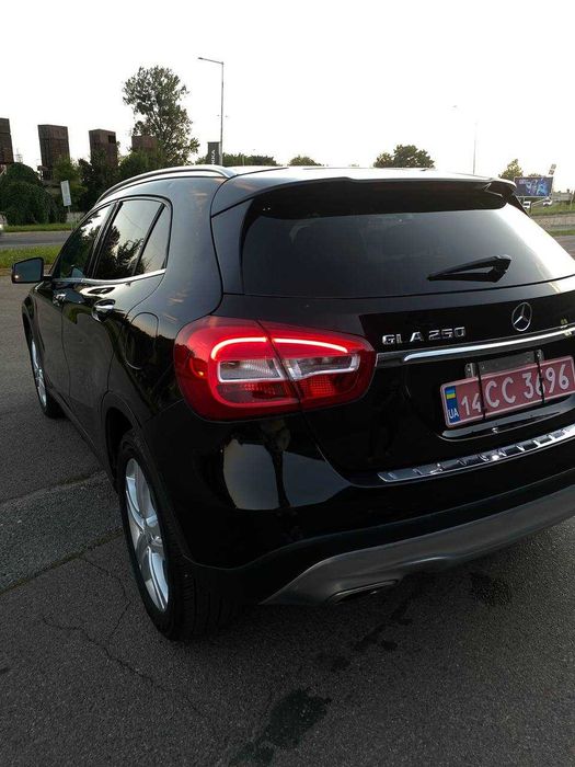 Mercedes-Benz GLA 250 • 2.0 Turbo • 201 к.с. • FWD • 7G-DCT • 2016