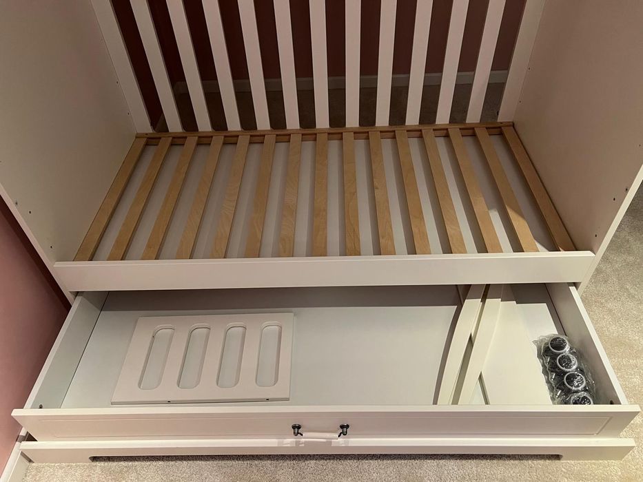 Łóżeczko Bellamy Ines 140x70 z funkcją tapczanika + markowy materac