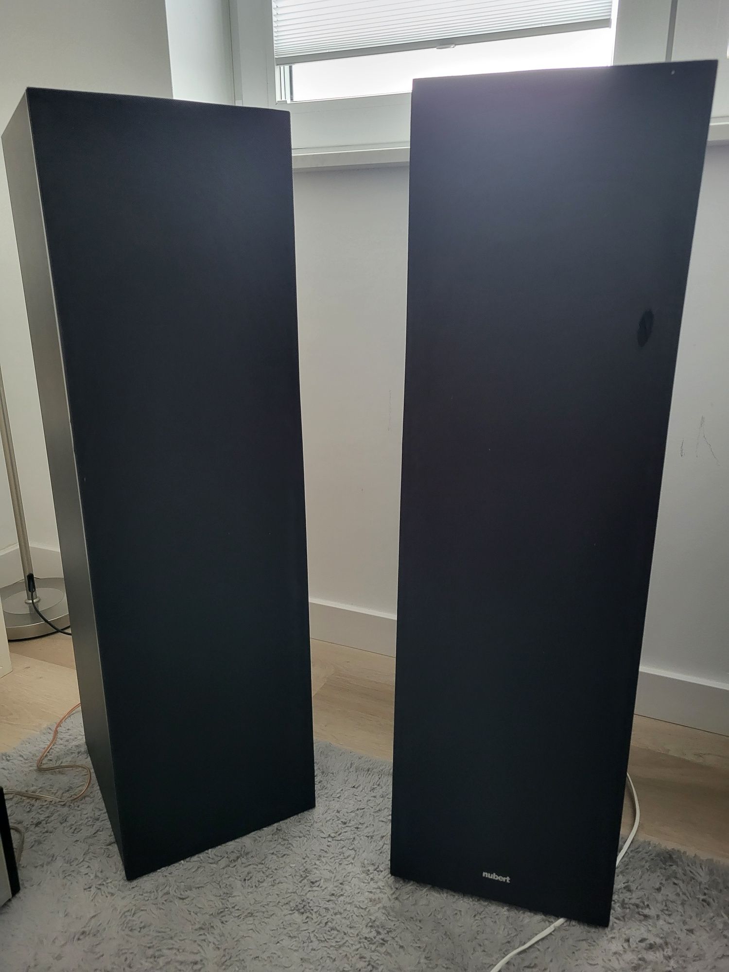 Kolumny  Nubert  nuBox 481  150/220w
