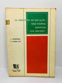 Os Objetivos em Educação: Será Possível Defini-los com Precisão?