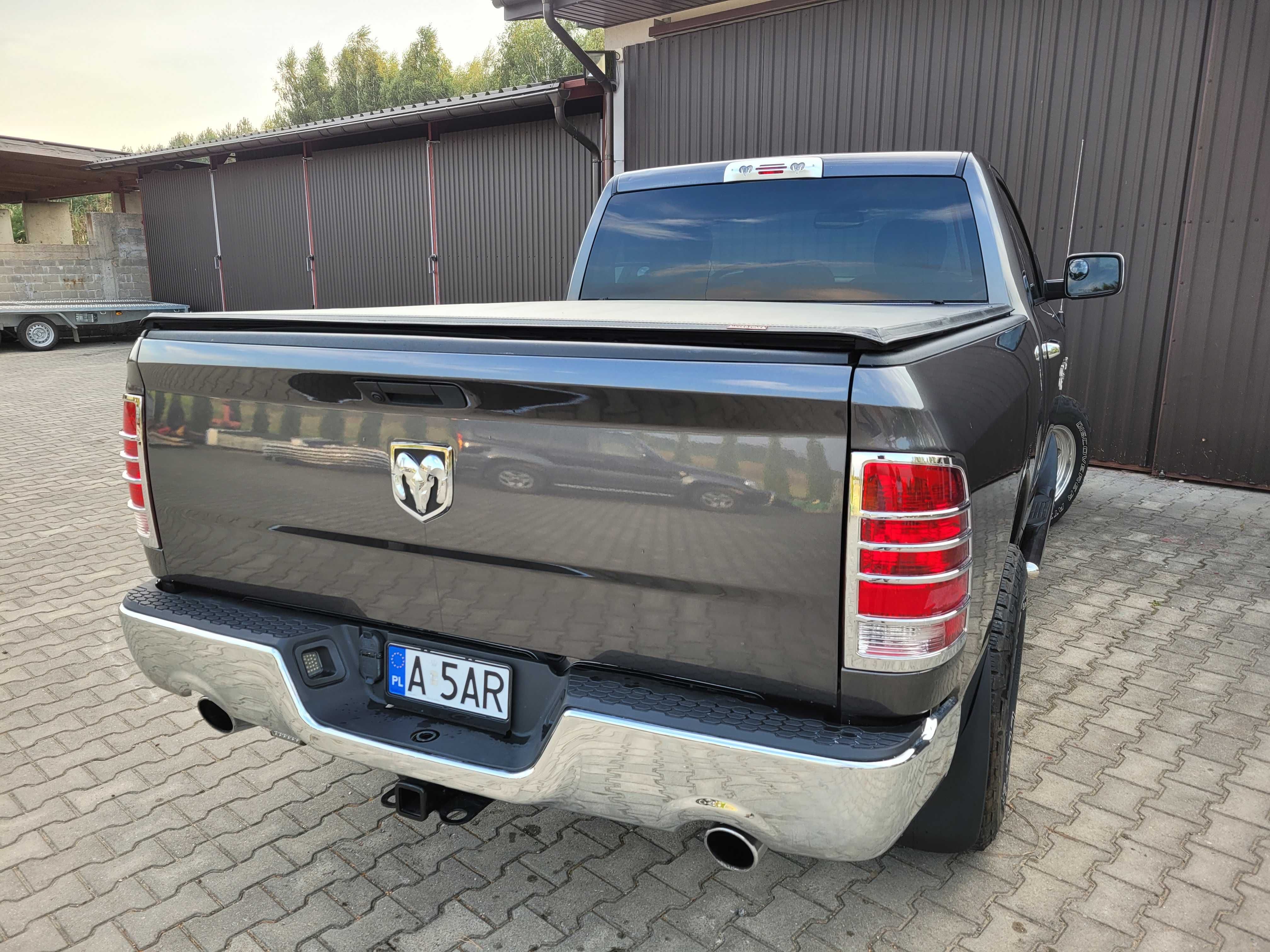 Ram 1500 Single Cab 5,7 V8 jak nowy