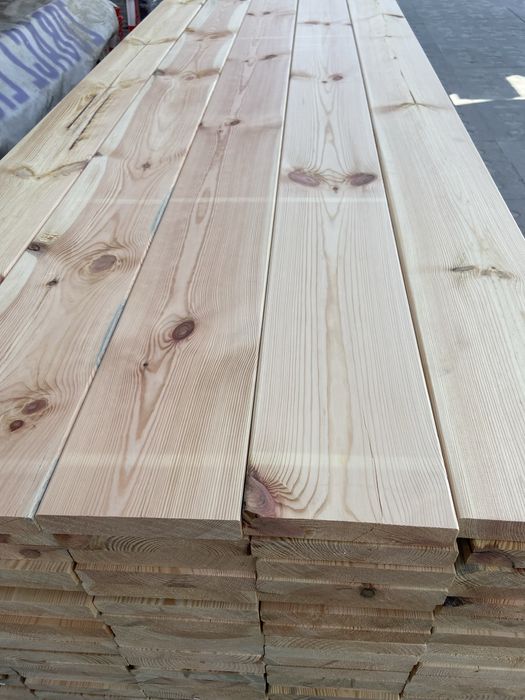 Deska sosnowa 32x180 mm - gładka