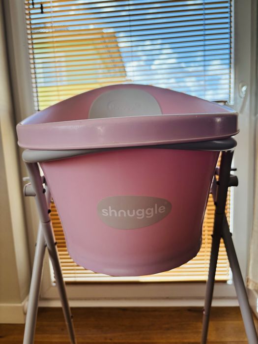 Shnuggle wanienka ze stojakiem