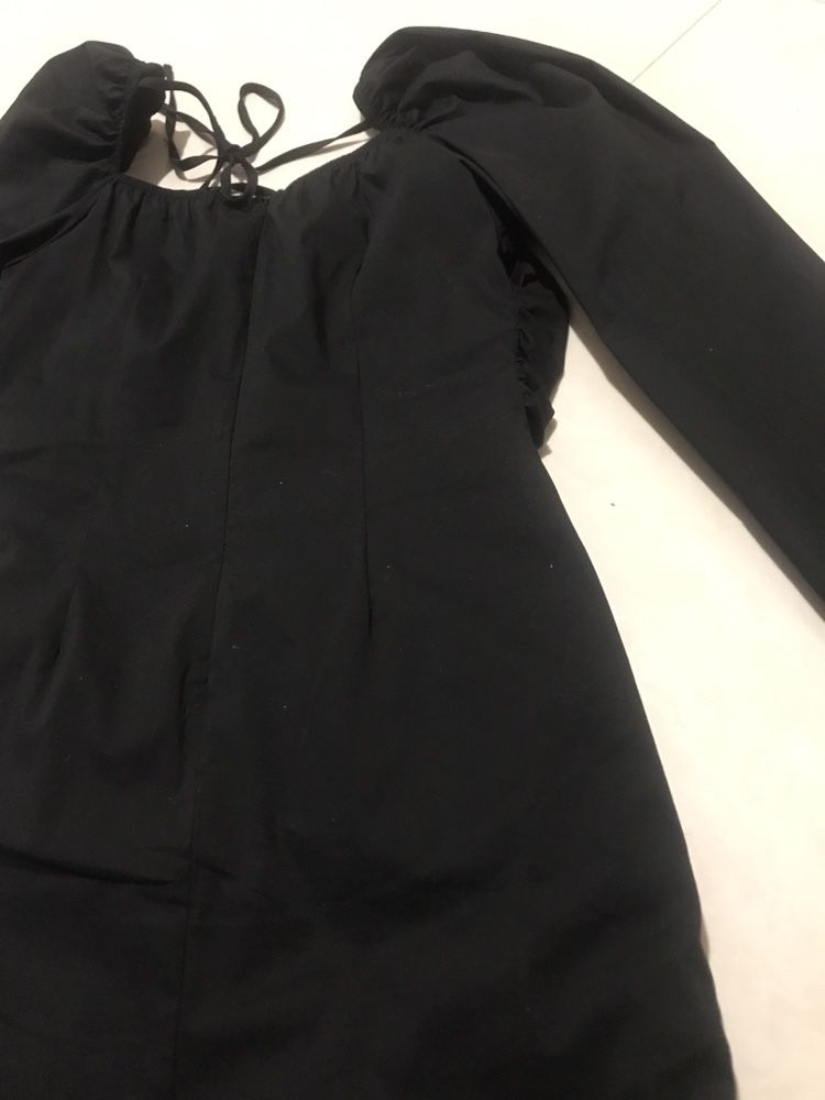 Платье коктельное черное со сборкой нарядное новый год