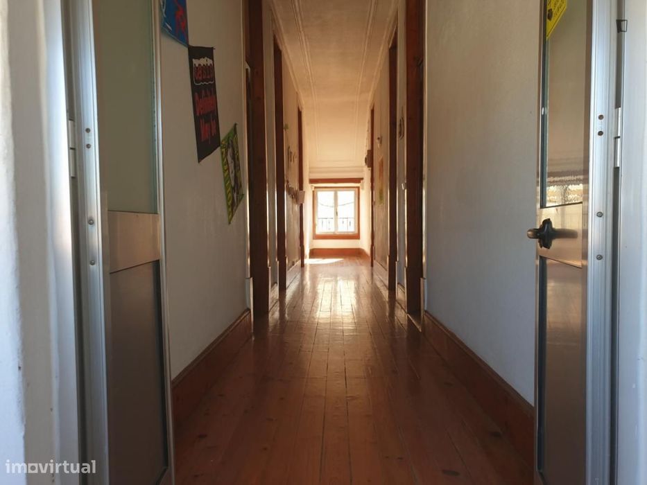 Quarto - localizado em Conchada Coimbra