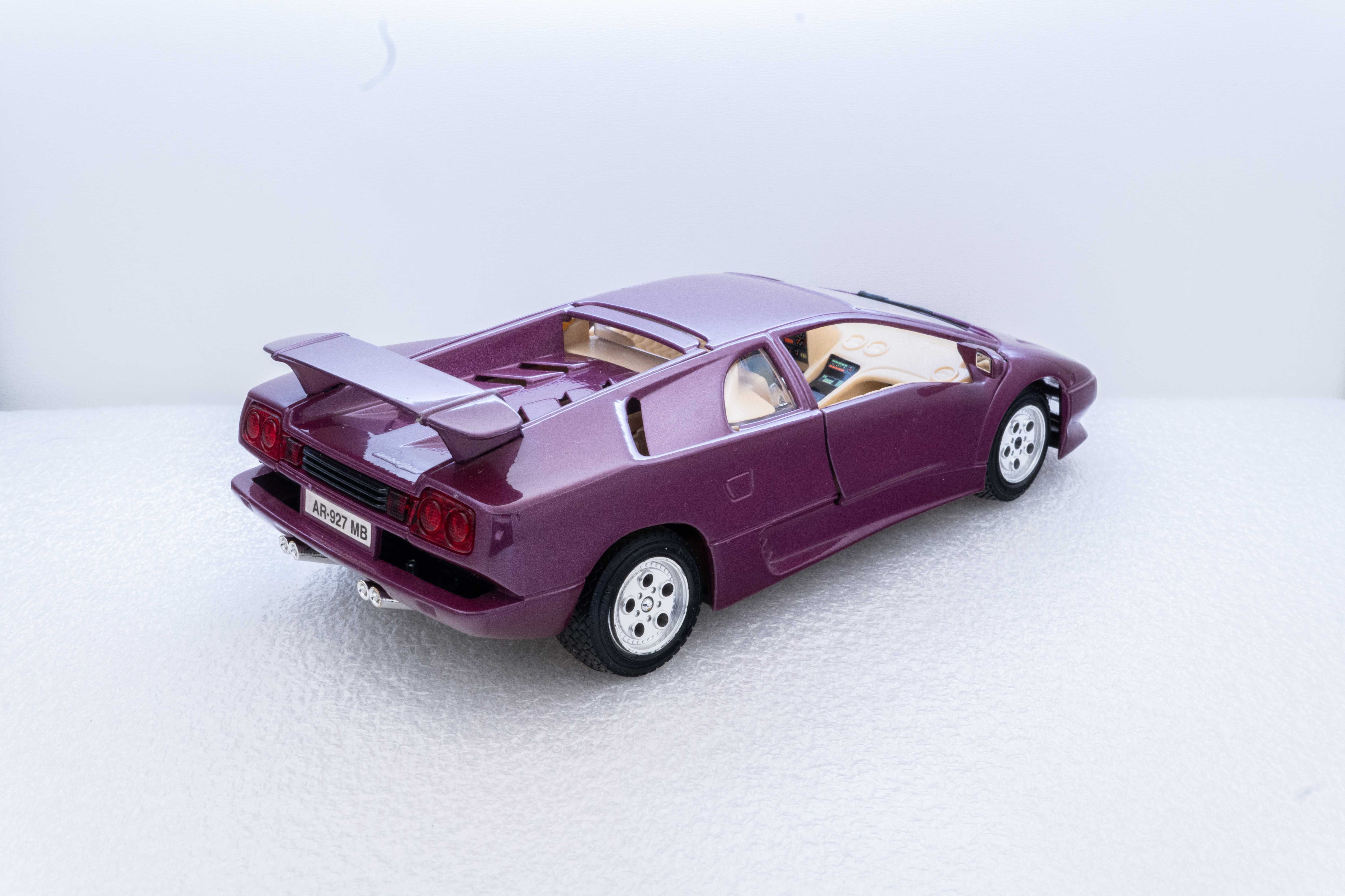 Model Lamborghini Diablo 1990