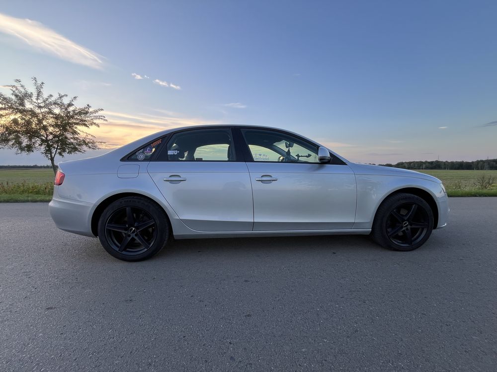 Audi A4 B8 2.0 TDI 2008r.