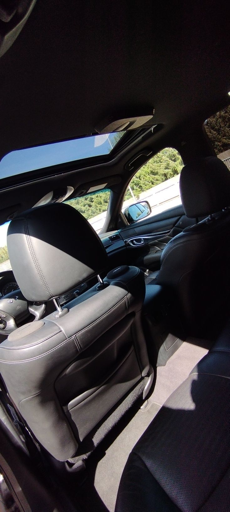 2011 Infiniti M30dS