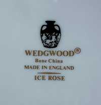 Тарелка WEDGWOOD, Англия, "Холодная роза"