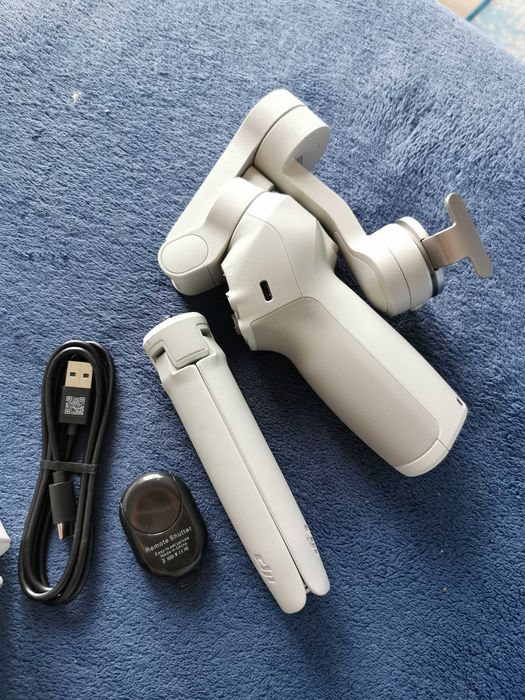 Gimbal dji osmo mobile se